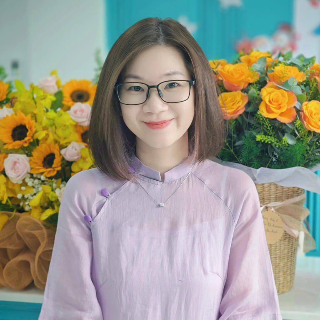 Cô Nguyễn Bích Trâm
