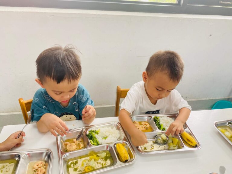 Hình ảnh hoạt động của các bé ở Casa Dei Sol Montessori – ảnh 37